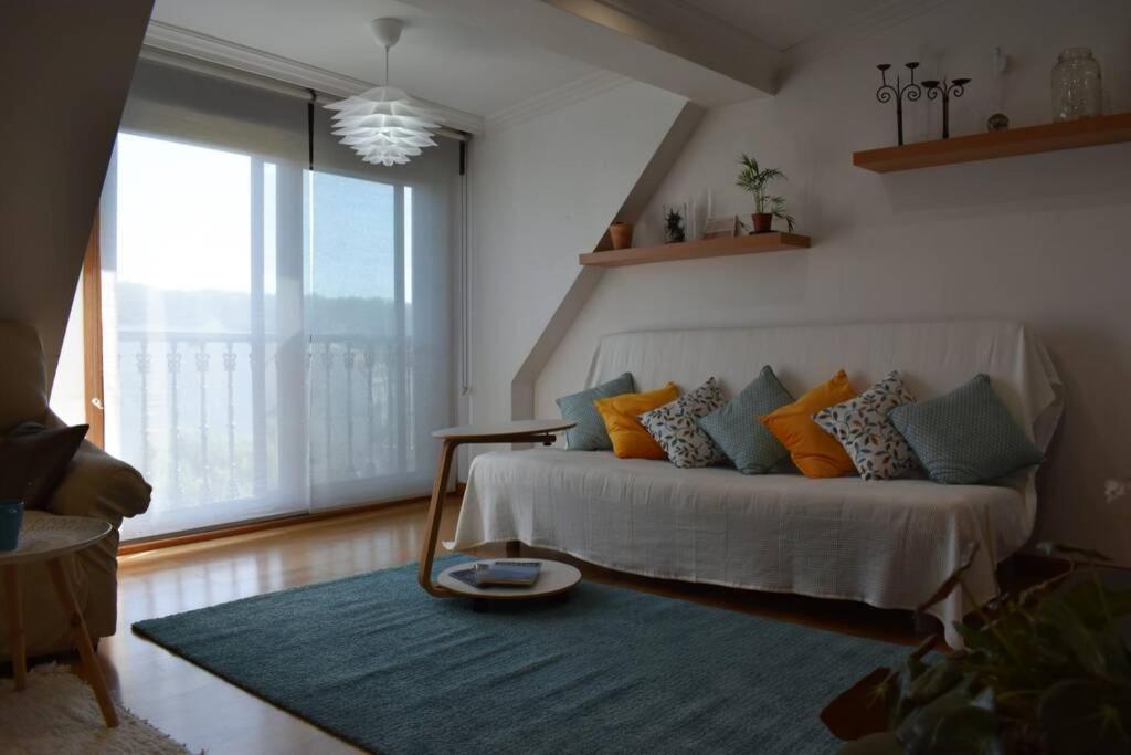 Precioso Atico En Pleno Centro De O Grove Apartment Exterior photo